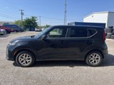 Used 2022 Kia Soul LX w/ Technology Package image 4
