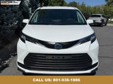 Used 2025 Toyota Sienna LE image 2