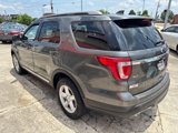 Used 2018 Ford Explorer XLT image 3