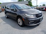 Used 2021 Chrysler Pacifica Touring-L image 3