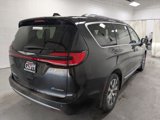New 2025 Chrysler Pacifica Pinnacle image 3