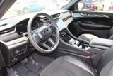 Used 2023 Jeep Grand Cherokee Altitude image 3