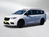 New 2025 Chrysler Pacifica Limited image 3