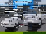 New 2025 Chevrolet Suburban Premier image 4