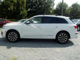 Used 2017 Audi Q7 3.0T Premium Plus w/ Premium Plus Package image 2