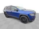Certified 2023 GMC Acadia SLE w/ Driver Convenience Package image 2