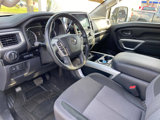 Used 2020 Nissan Titan SV w/ SV Convenience Package image 5