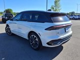 Used 2024 Lincoln Nautilus Reserve image 5