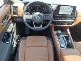 New 2025 Nissan Pathfinder Platinum image 2