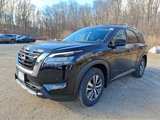 New 2025 Nissan Pathfinder SL image 2