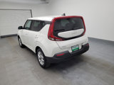 Used 2022 Kia Soul LX w/ Technology Package image 5