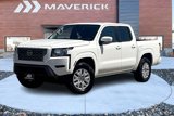 Used 2023 Nissan Frontier SV image 3