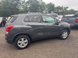 Used 2018 Chevrolet Trax LT w/ LT Convenience Package image 4