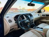 Used 2018 Nissan Pathfinder SV image 4