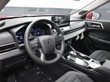 New 2025 Mitsubishi Outlander SE image 4