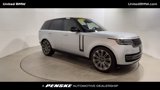 Used 2024 Land Rover Range Rover SE image 2
