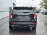 Certified 2022 Ford Explorer XLT w/ Equipment Group 202A image 5
