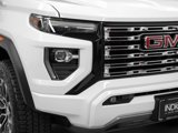 Used 2024 GMC Canyon Denali image 3