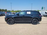 Used 2024 Jeep Grand Cherokee Altitude image 2
