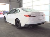 Used 2025 Toyota Camry SE image 3