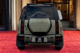 Used 2023 Land Rover Defender 130 X-Dynamic SE image 4