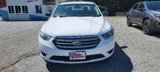 Used 2017 Ford Taurus SE image 2