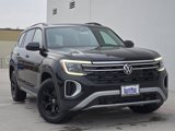 New 2025 Volkswagen Atlas Peak Edition SE image 2
