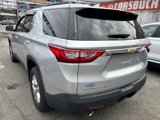Used 2019 Chevrolet Traverse LT w/ LPO, Black Accent Package image 4
