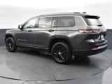 Used 2023 Jeep Grand Cherokee L Laredo image 2
