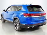 New 2025 Volkswagen Atlas SEL image 3