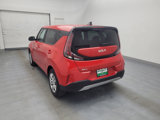 Used 2023 Kia Soul LX image 5