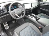 New 2025 Volkswagen Atlas Cross Sport SEL Premium R-Line image 5