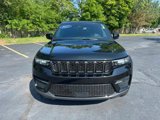 Certified 2023 Jeep Grand Cherokee Altitude image 2