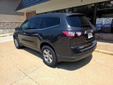 Used 2017 Chevrolet Traverse LT image 4