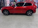 Used 2019 Volvo XC60 T6 Momentum image 2