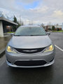 Used 2017 Chrysler Pacifica Touring-L image 2
