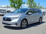 Used 2024 Honda Odyssey Touring image 3
