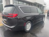 New 2026 Chrysler Pacifica Select image 3