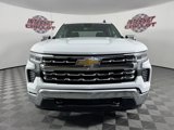Used 2024 Chevrolet Silverado 1500 LT image 2