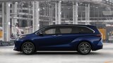 New 2025 Toyota Sienna Platinum image 4