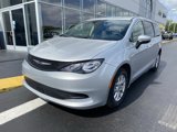 Used 2023 Chrysler Voyager LX image 4