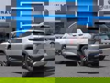 New 2026 Chevrolet Equinox LT w/ Convenience Package II image 3