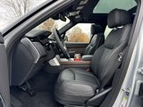 New 2025 Land Rover Range Rover SE image 3