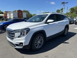 Used 2023 GMC Terrain SLT image 2