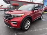 Used 2020 Ford Explorer XLT w/ Equipment Group 202A image 3