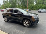 Used 2022 Jeep Compass Limited image 3