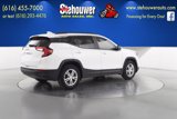 Used 2023 GMC Terrain SLE w/ Driver Convenience Package image 3