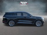 Used 2022 Lincoln Aviator Reserve w/ Equipment Group 201A image 4