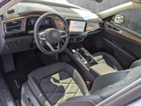 New 2025 Volkswagen Atlas SE image 3