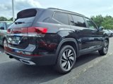 New 2025 Volkswagen Atlas SE image 4